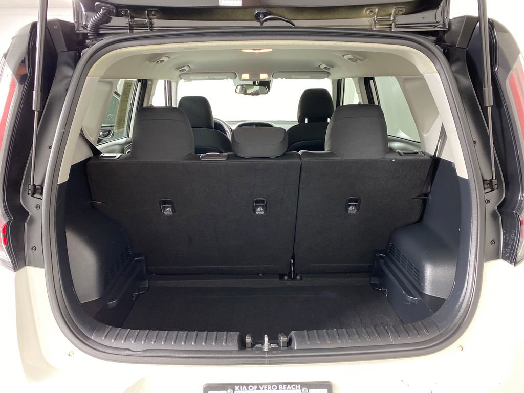 Certified 2023 Kia Soul S image 27