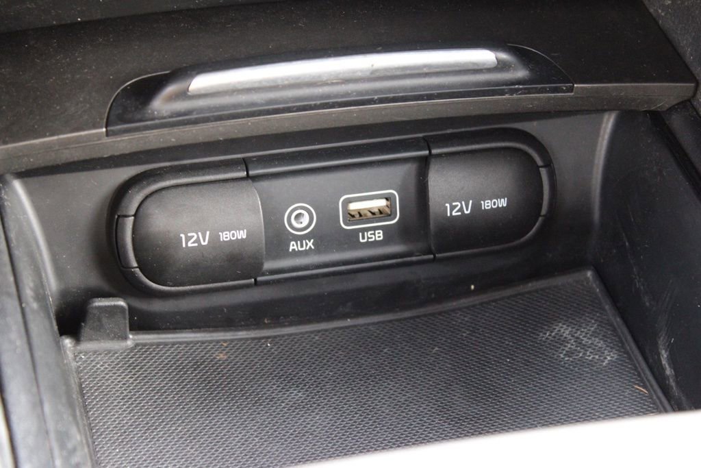 Used 2020 Kia Optima LX image 34