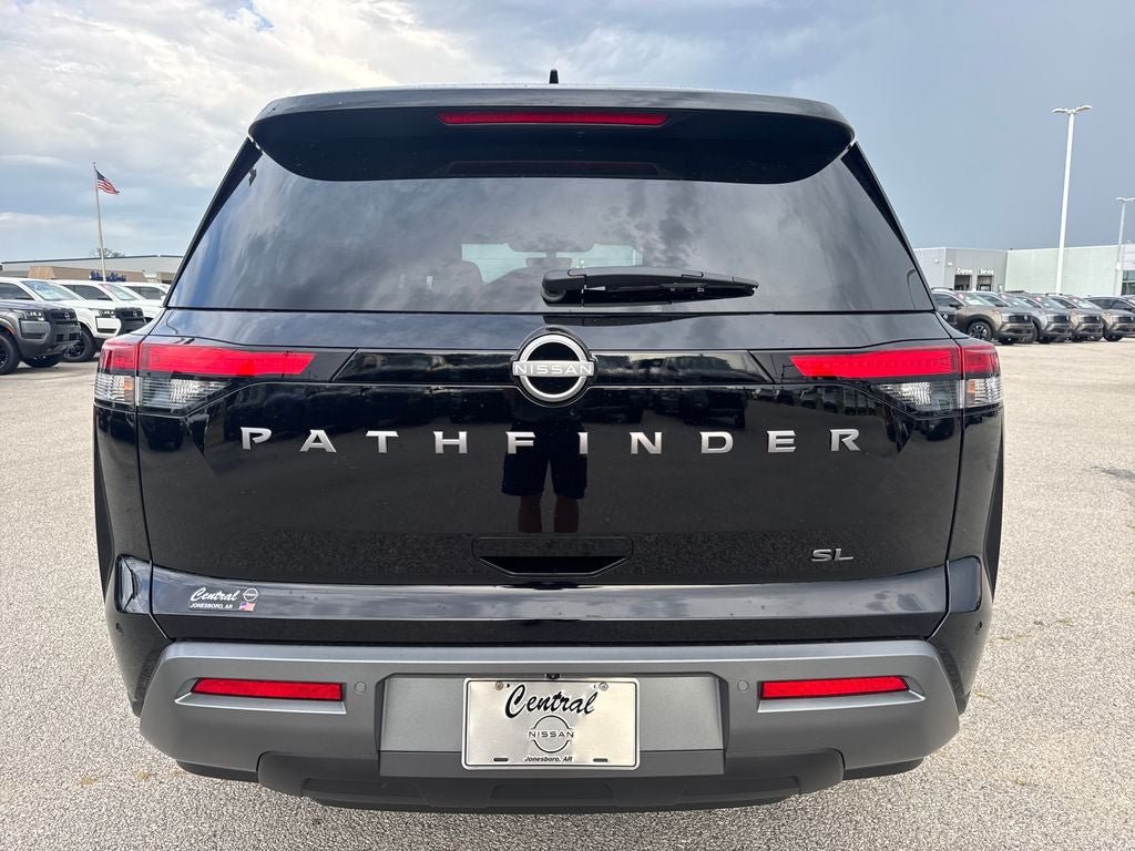 New 2026 Nissan Pathfinder SL FWD image 5
