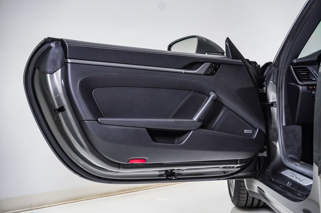 Certified 2020 Porsche 911 Carrera S RWD image 31