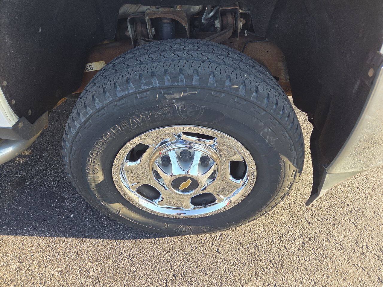 Used 2015 Chevrolet Silverado 2500 W/T AWD/4WD image 19