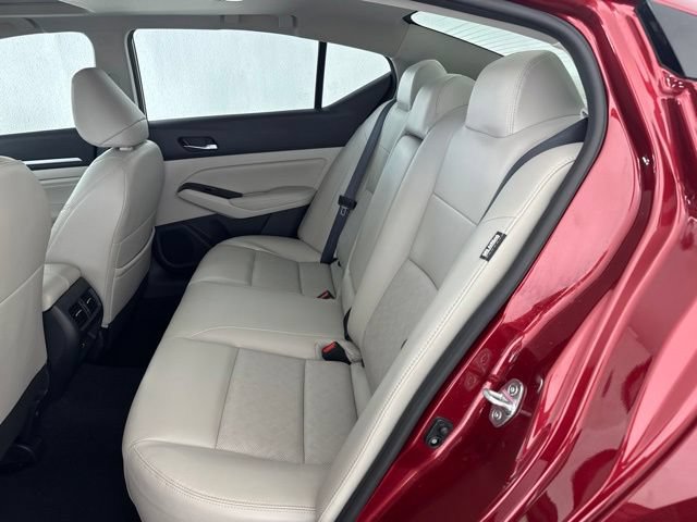 Used 2023 Nissan Altima 2.5 SL FWD image 25