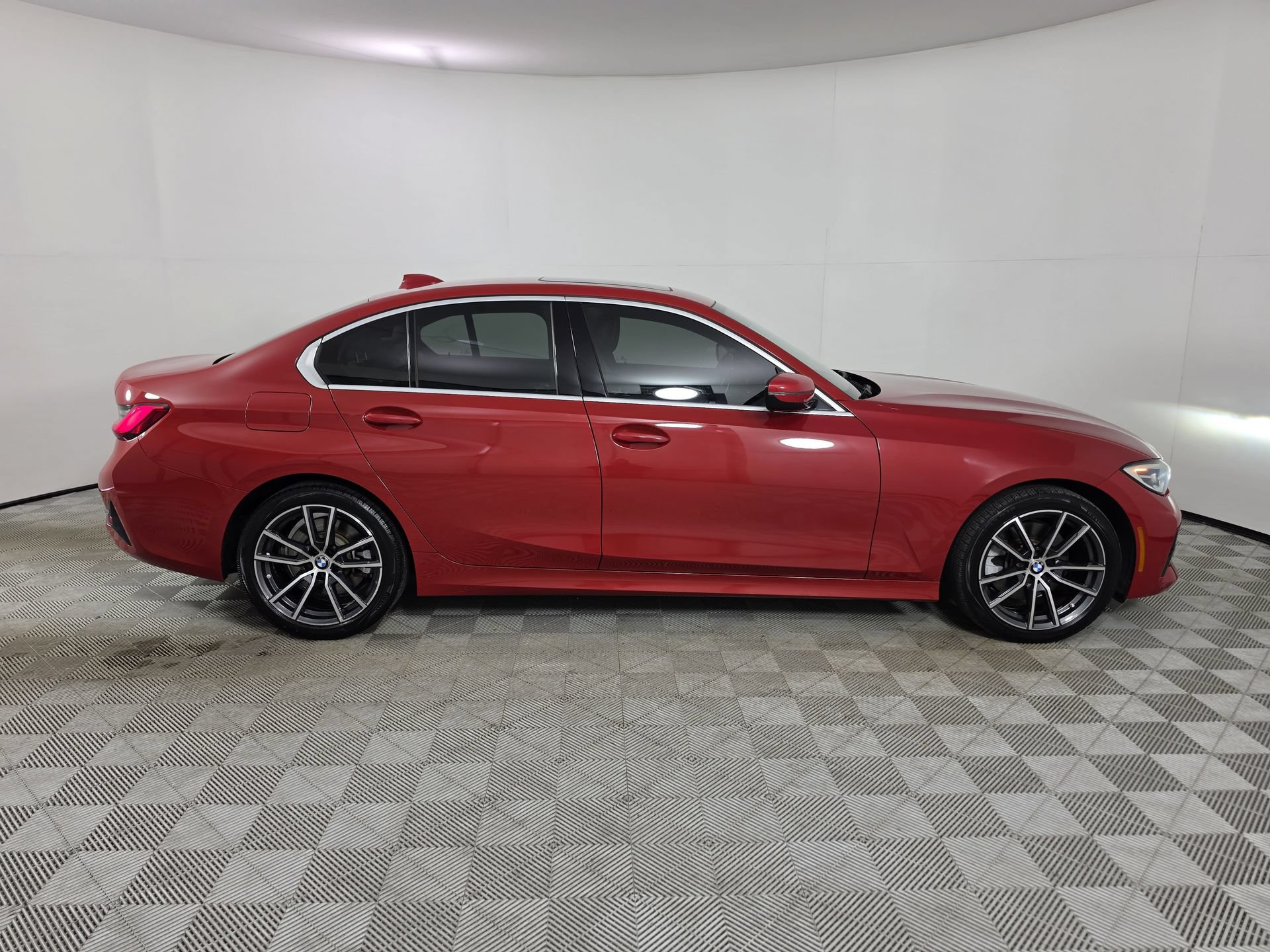 Used 2020 BMW 330i Sedan w/ Convenience Package RWD image 41