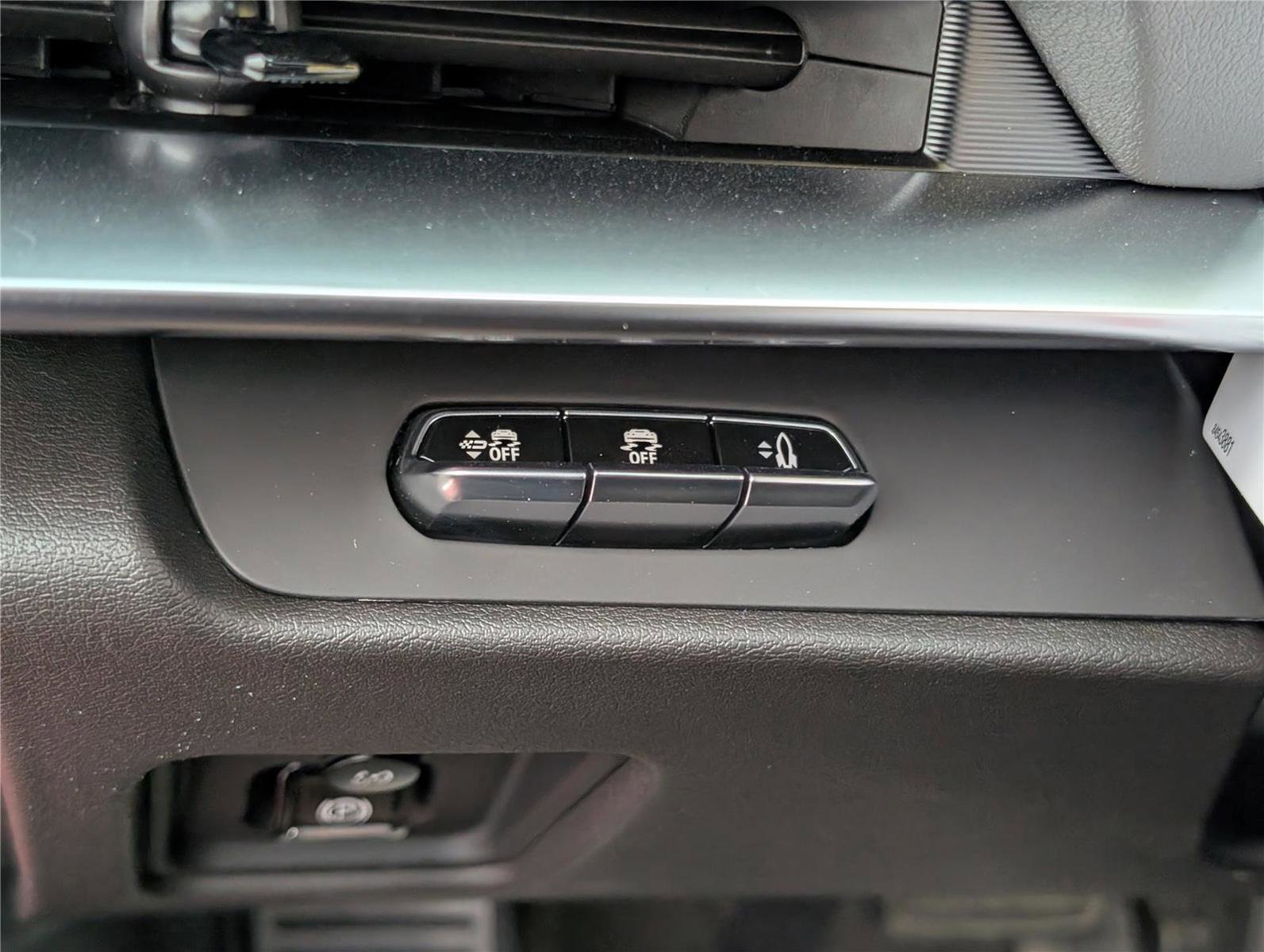 New 2026 Chevrolet Corvette 2LT w/ Z51 Performance Package image 16