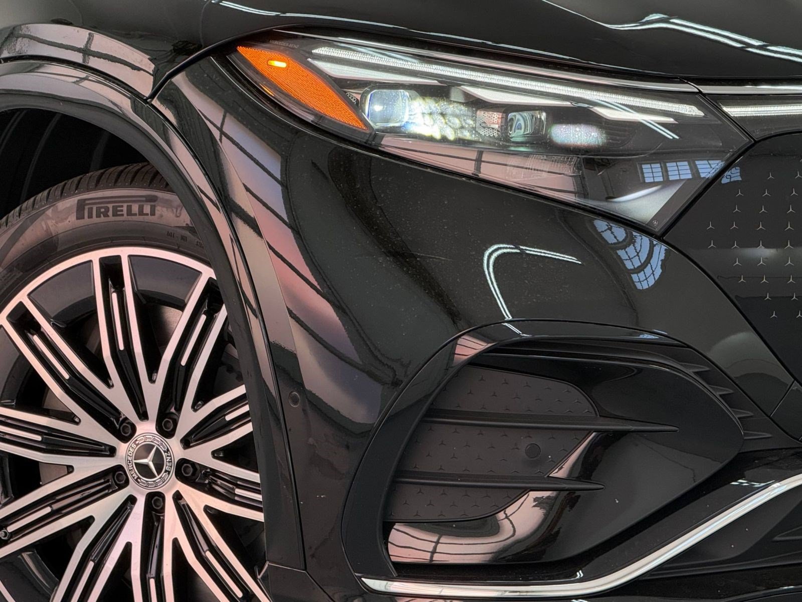 New 2027 Mercedes-Benz EQS 400 4MATIC SUV image 10