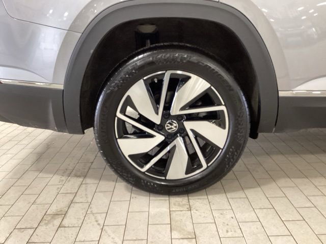 Certified 2025 Volkswagen Atlas SEL image 26