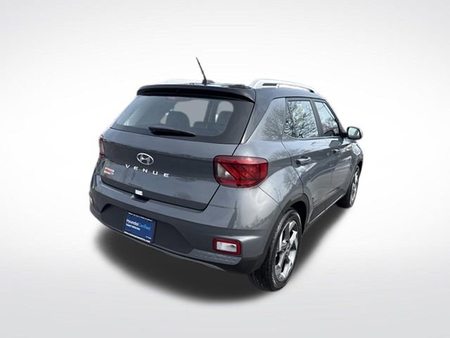 Certified 2025 Hyundai Venue Limited FWD image 5