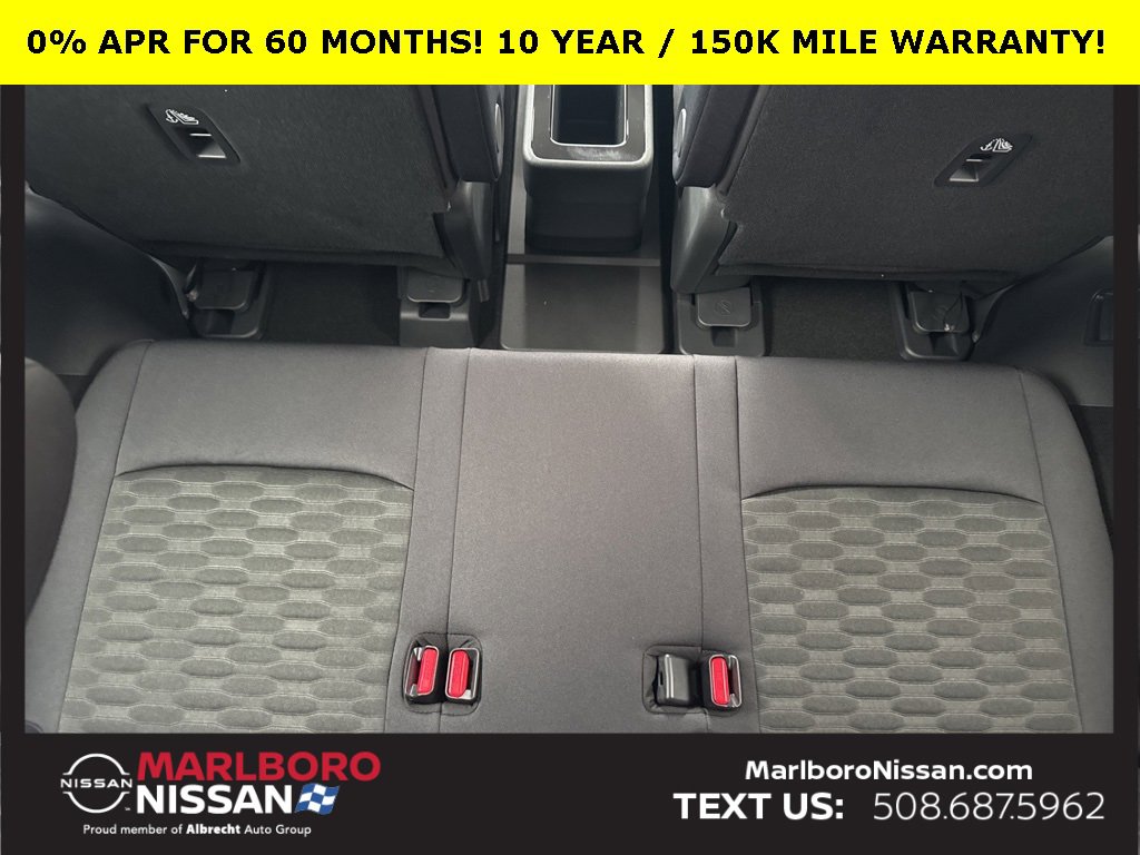 New 2025 Nissan Pathfinder SV w/ SV Premium Package image 16