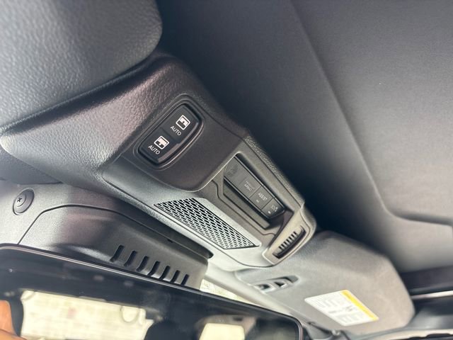 New 2026 Jeep Wrangler Unlimited Sahara AWD/4WD image 26