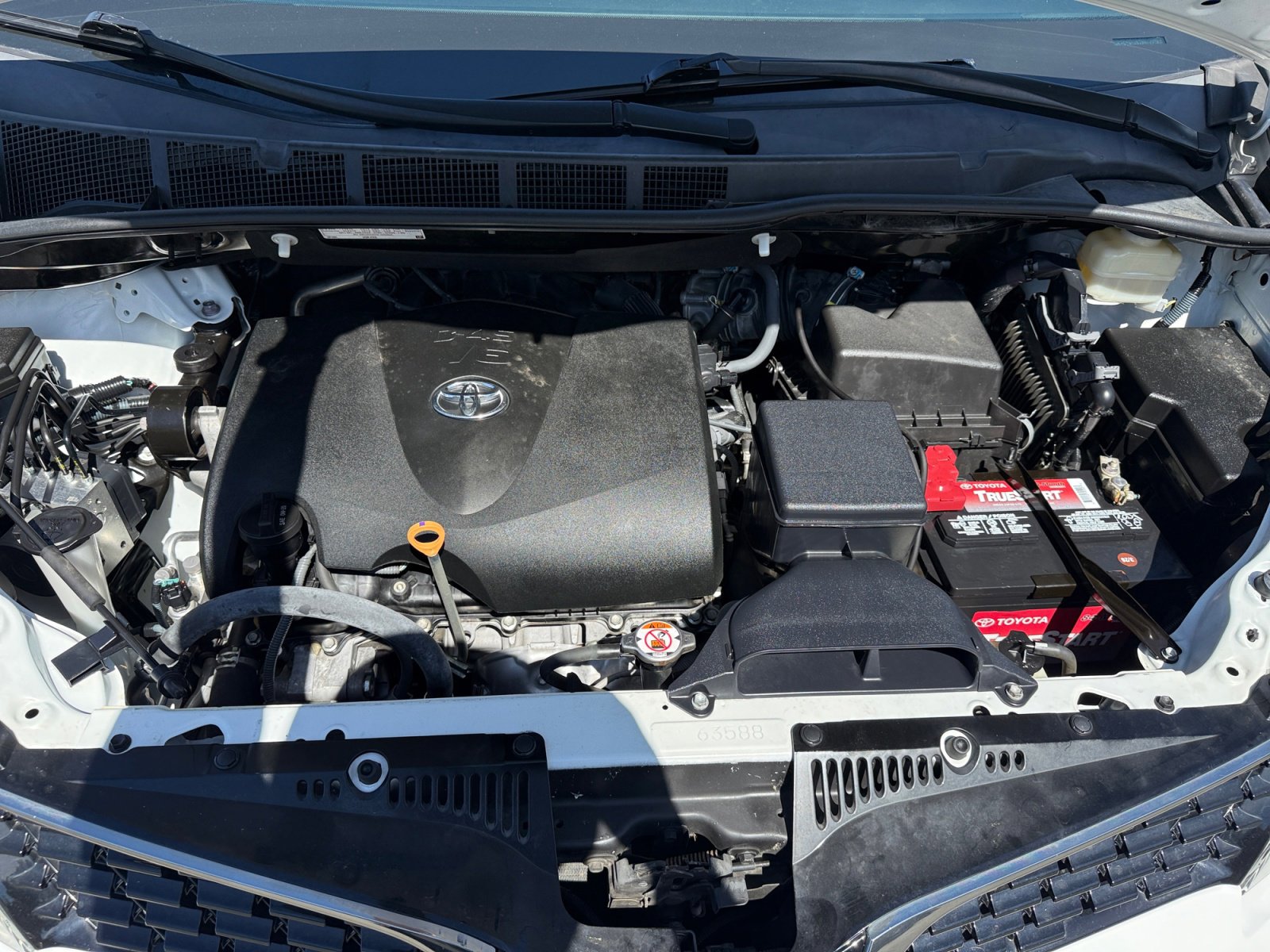 Used 2018 Toyota Sienna SE image 21