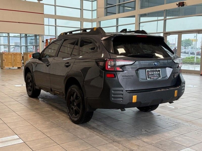 Used 2025 Subaru Outback Wilderness AWD/4WD image 5