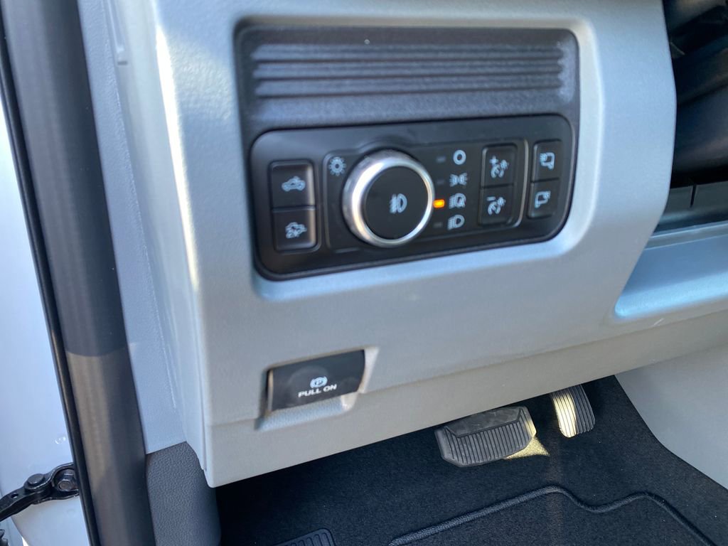 New 2026 Ford F250 XLT w/ XLT Premium Package image 39