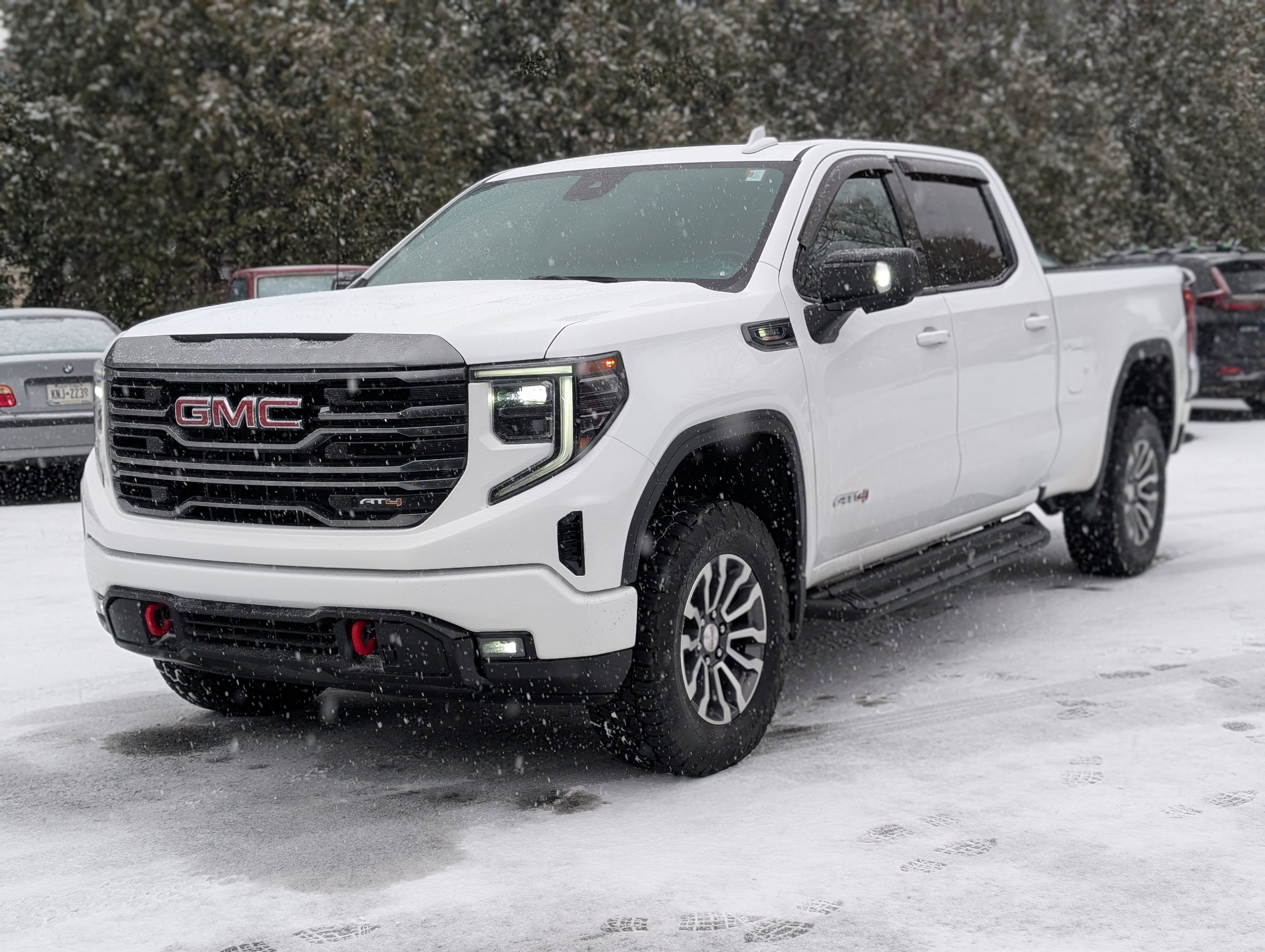 Used 2022 GMC Sierra 1500 AT4 w/ AT4 Preferred Package image 14