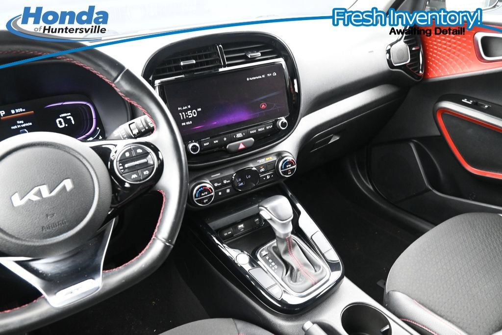 Used 2023 Kia Soul GT-Line FWD image 18
