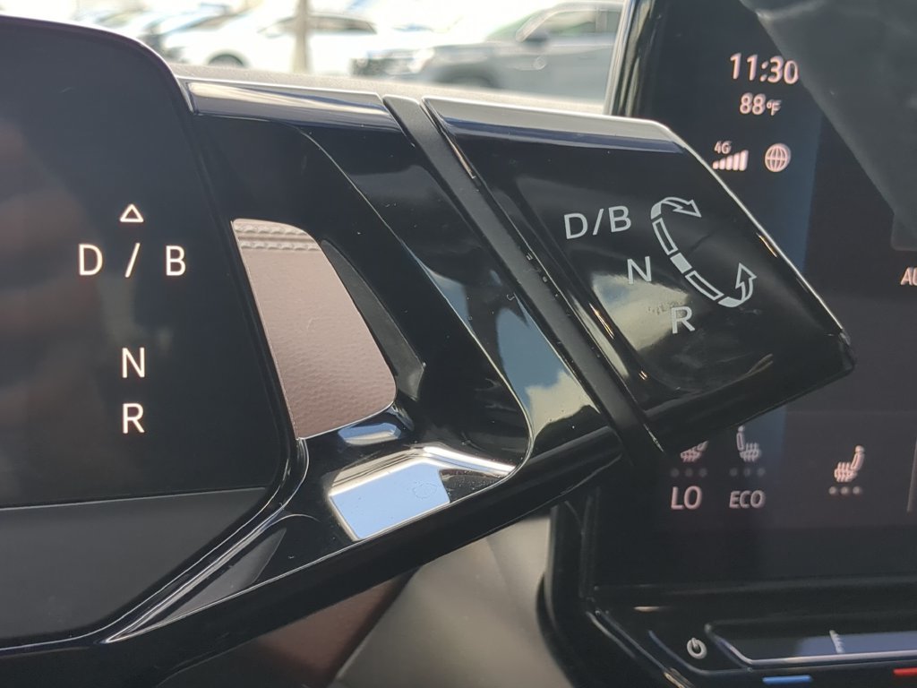 Certified 2023 Volkswagen ID.4 Pro RWD image 25