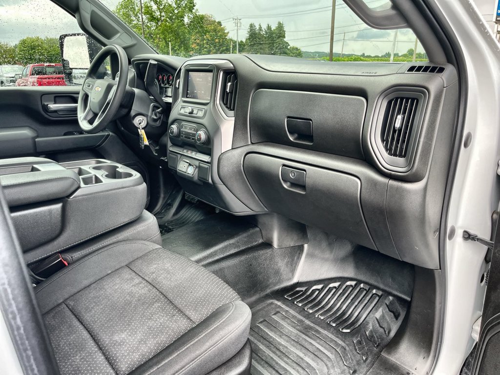 Certified 2022 Chevrolet Silverado 3500 W/T w/ WT Convenience Package AWD/4WD image 26