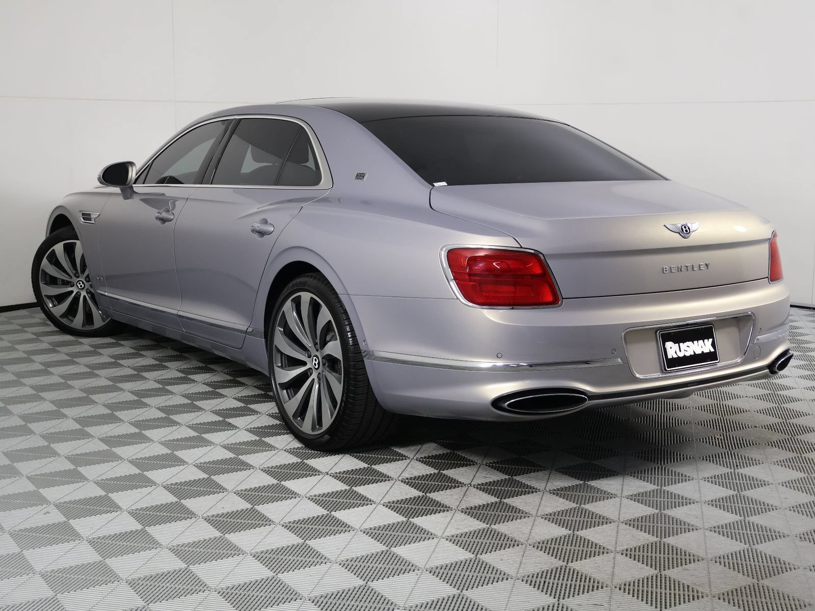 Certified 2020 Bentley Flying Spur W12 AWD/4WD image 2
