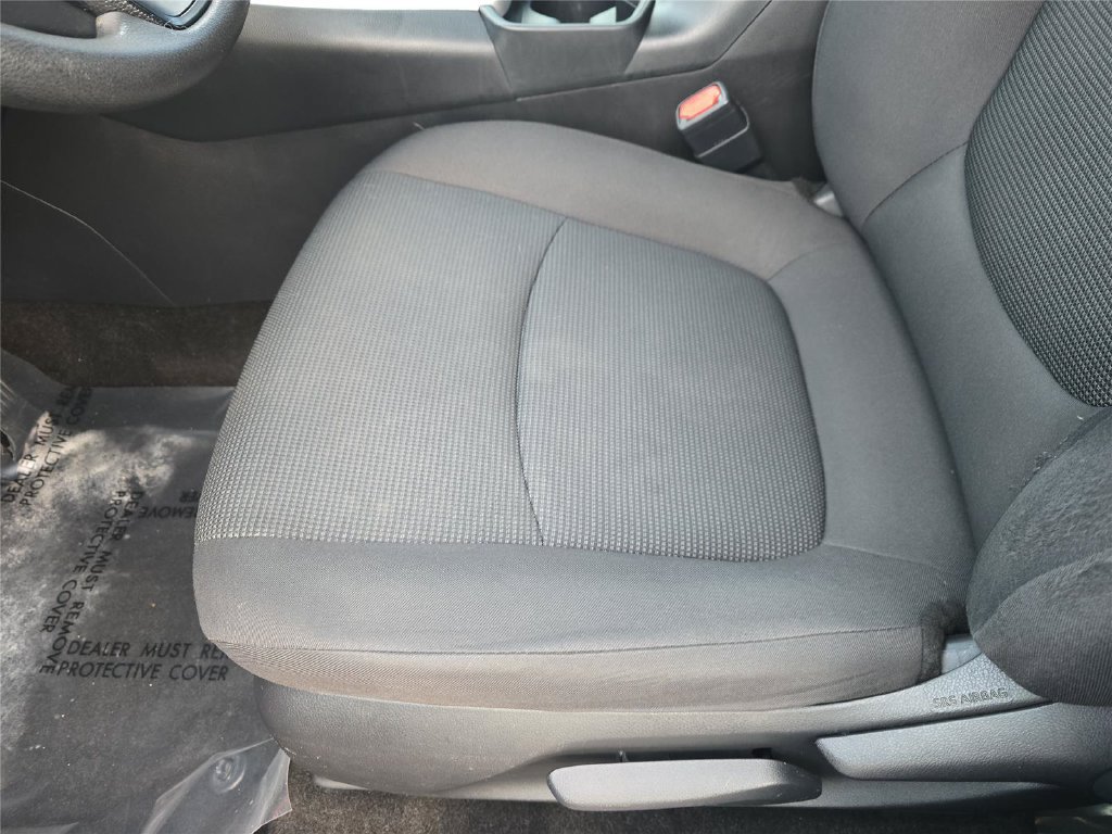 Used 2020 Toyota RAV4 LE FWD image 14