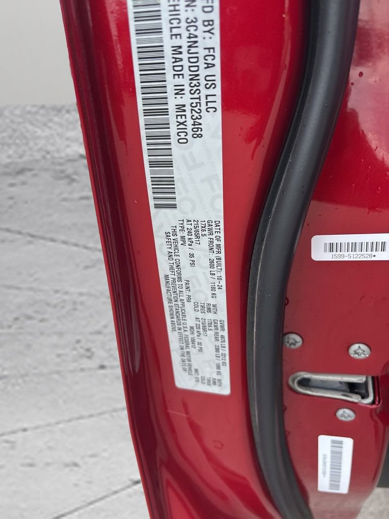 Used 2025 Jeep Compass Trailhawk AWD/4WD image 37