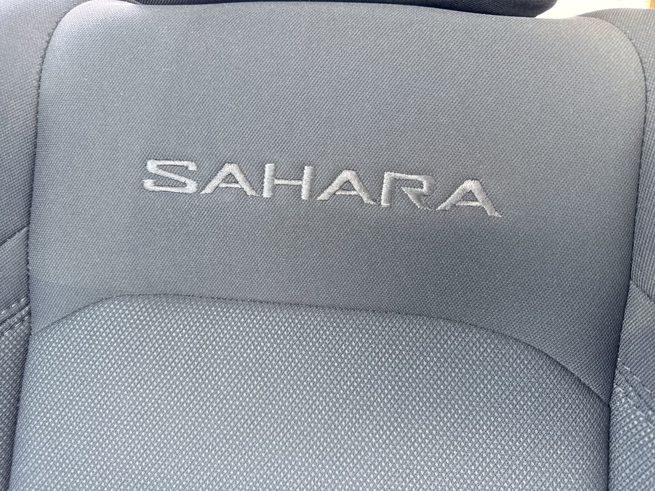 Used 2023 Jeep Wrangler Sahara w/ LED Lighting Group AWD/4WD image 30