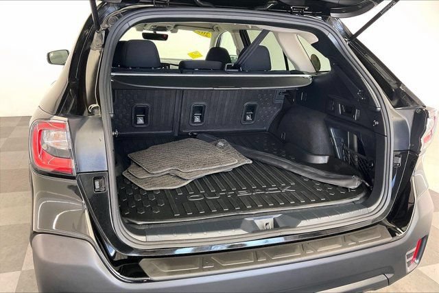Used 2021 Subaru Outback Premium AWD/4WD image 28