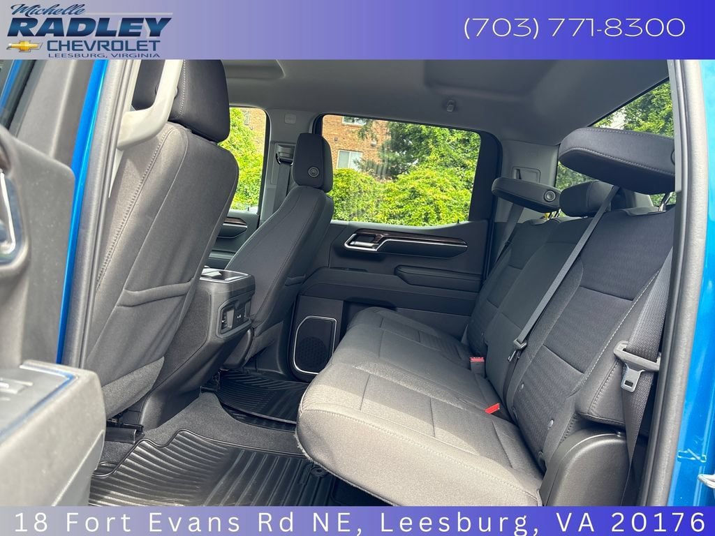 Used 2023 Chevrolet Silverado 1500 RST AWD/4WD image 21