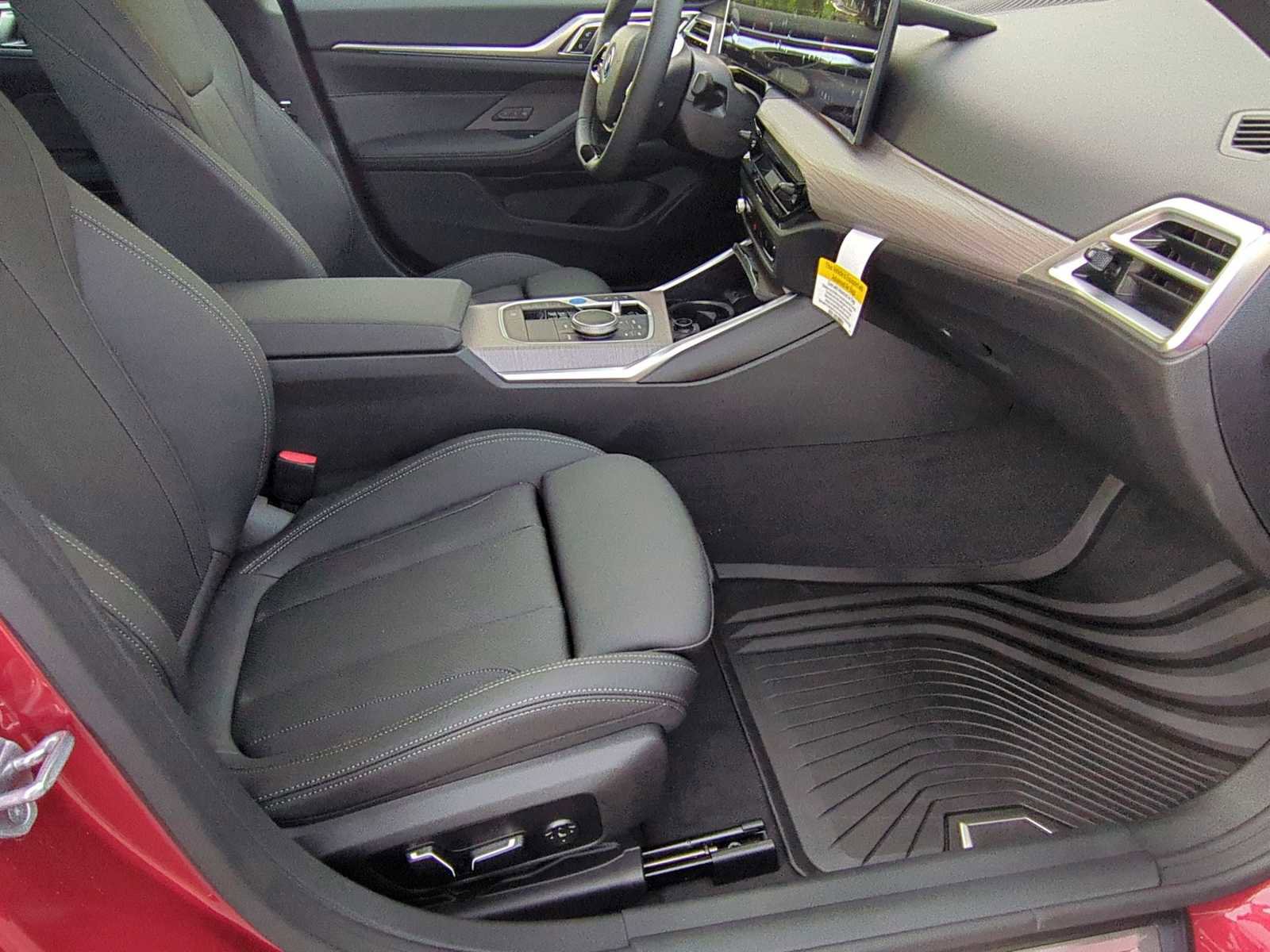 Used 2025 BMW i4 xDrive40i w/ Premium Package image 24