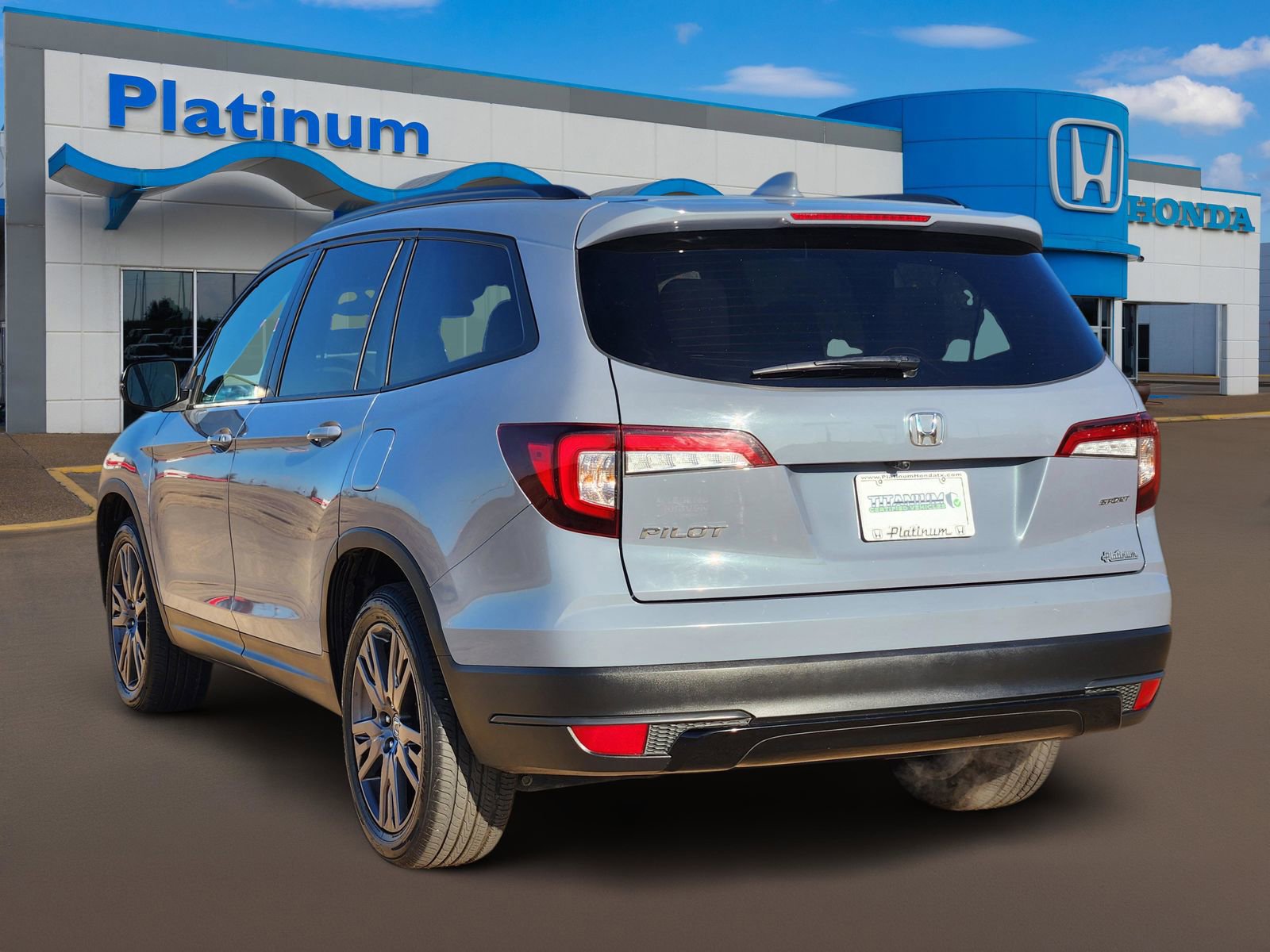 Used 2022 Honda Pilot Sport image 5