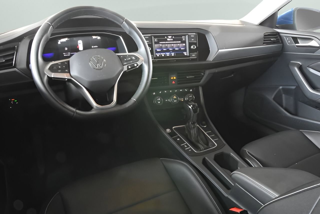 Used 2024 Volkswagen Jetta SE image 20