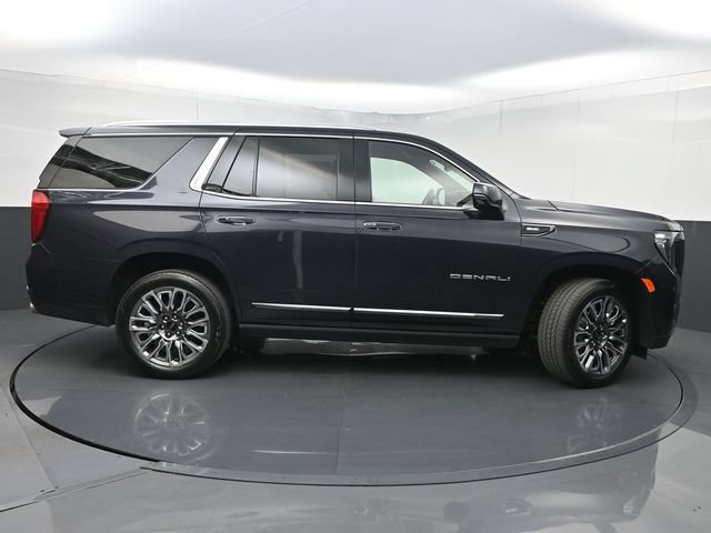 Used 2024 GMC Yukon Denali Ultimate AWD/4WD image 2