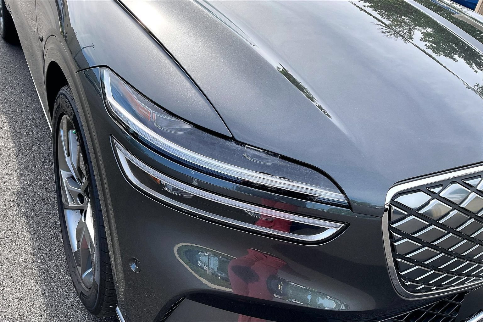 Used 2025 Genesis Electrified GV70 AWD/4WD image 32