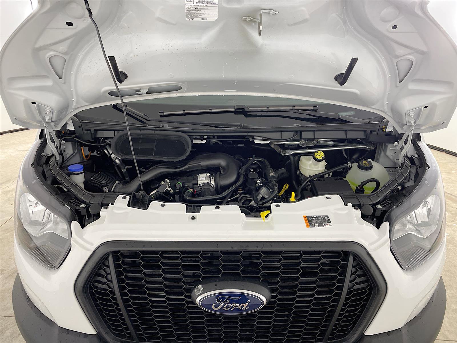 New 2025 Ford Transit 250 148 Medium Roof image 30