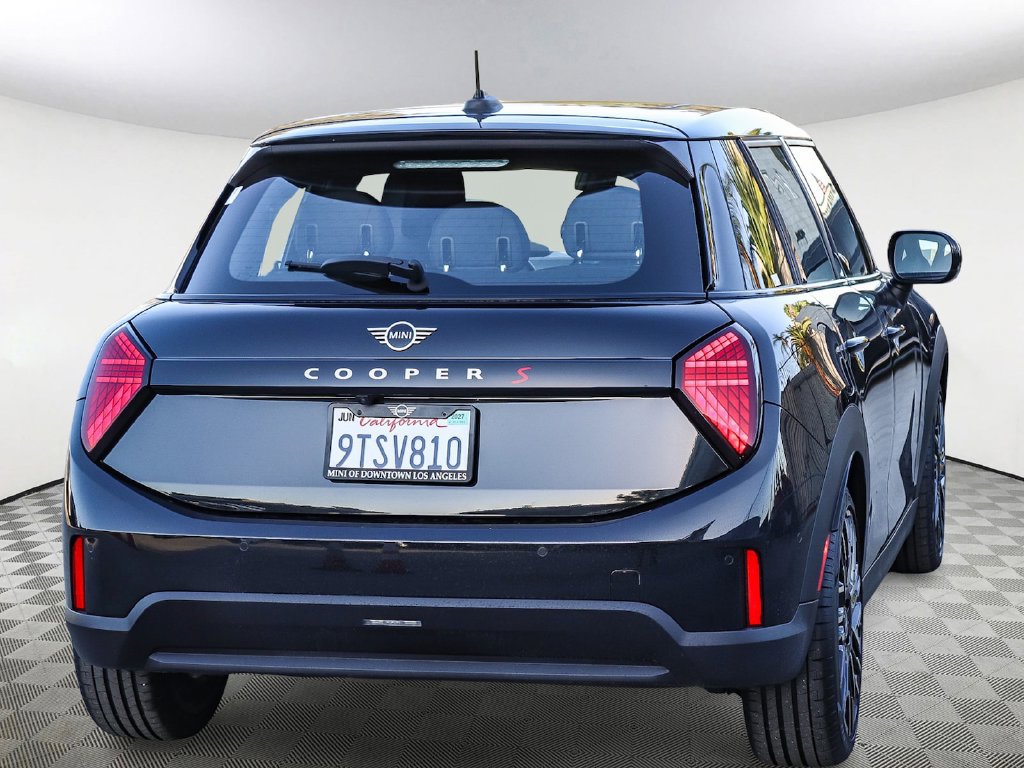 Used 2025 MINI Cooper S FWD image 5