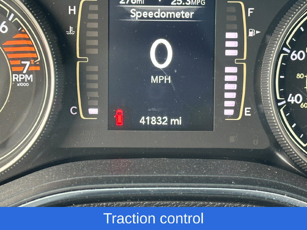 Used 2021 Jeep Cherokee Latitude Plus AWD/4WD image 3