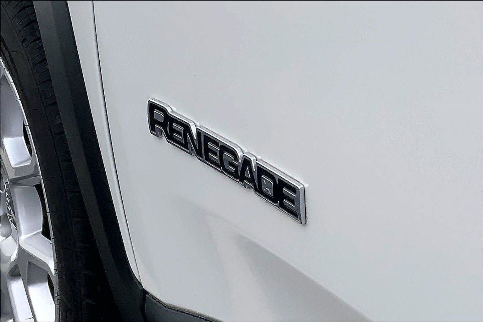 Used 2020 Jeep Renegade Latitude image 30