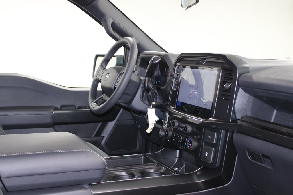 New 2026 Ford F150 STX w/ Equipment Group 200A AWD/4WD image 29