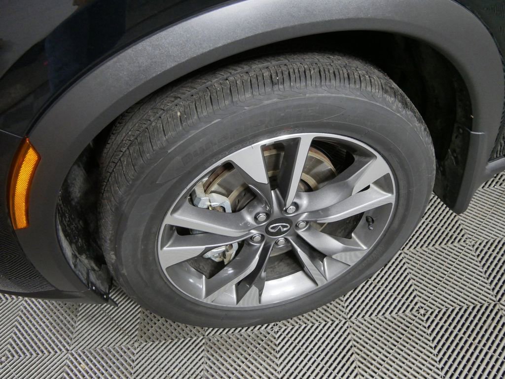 Used 2025 INFINITI QX60 Luxe image 10