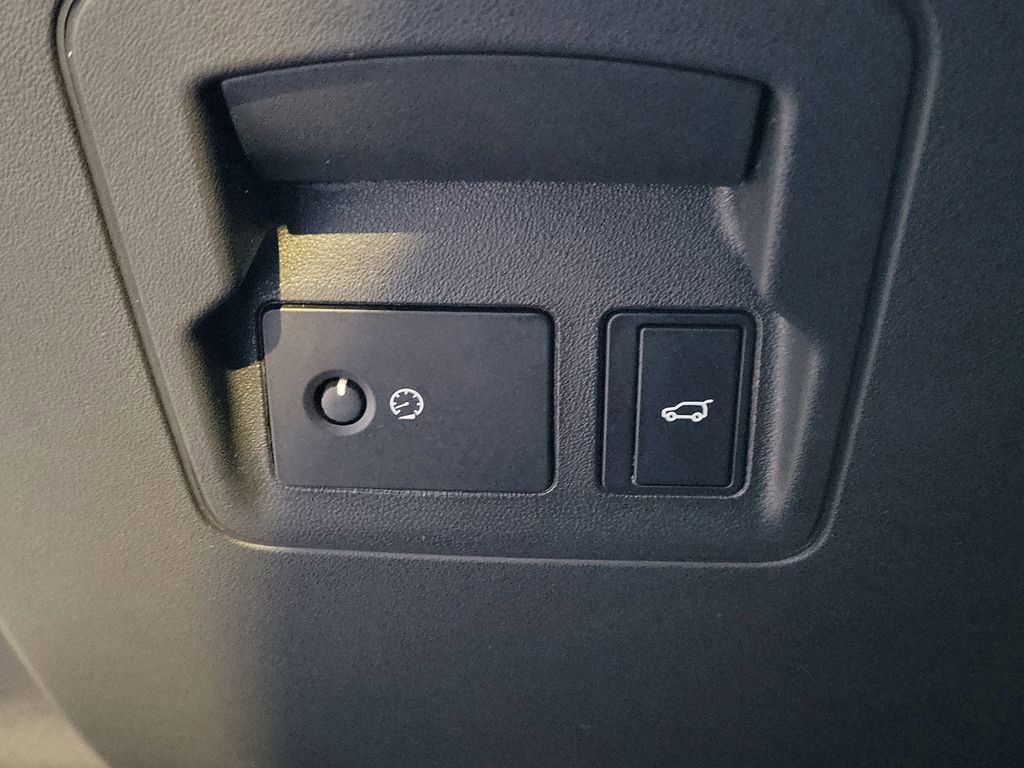 Used 2025 Land Rover Range Rover Velar Dynamic SE AWD/4WD image 29