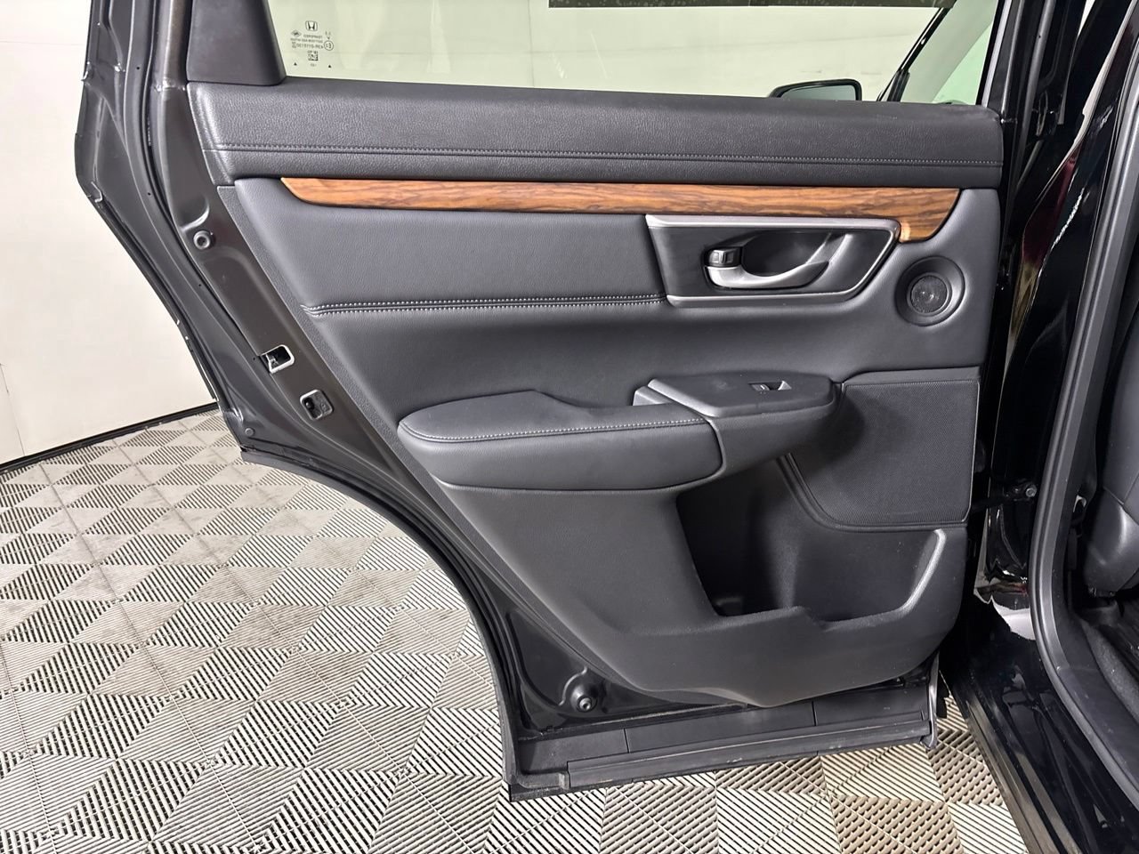 Used 2022 Honda CR-V Touring image 24