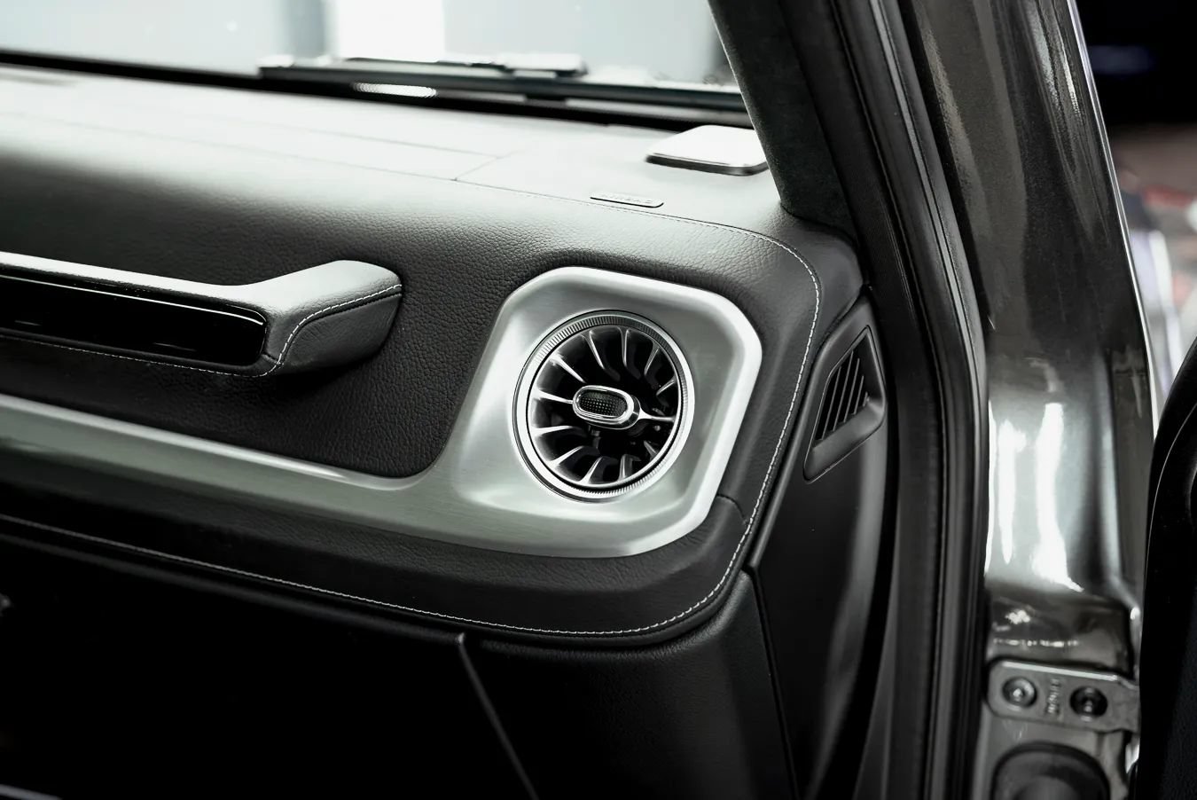 Used 2025 Mercedes-Benz G 63 AMG 4MATIC image 22
