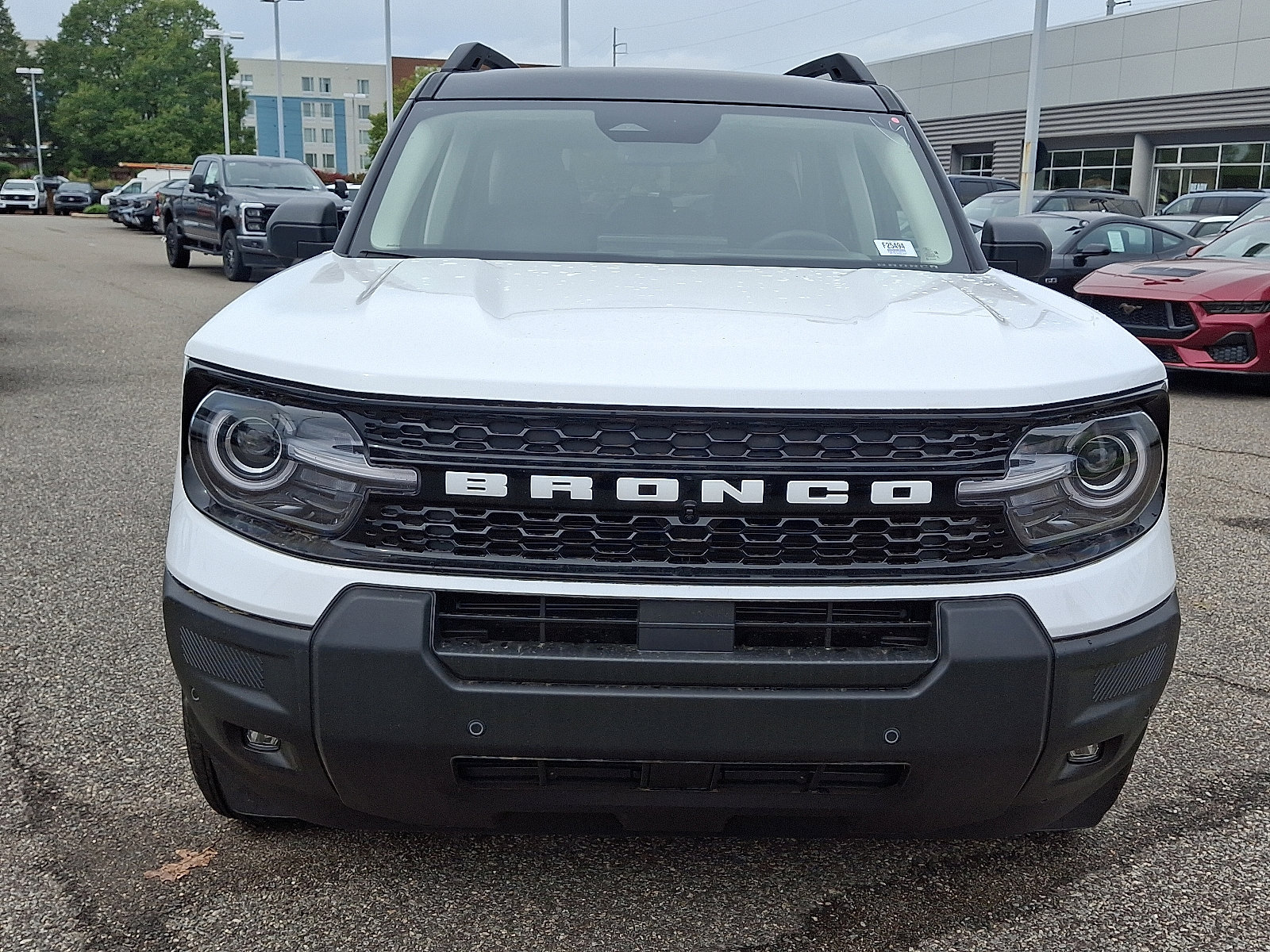 New 2025 Ford Bronco Sport Outer Banks w/ Outer Banks Tech Package+ AWD/4WD image 2