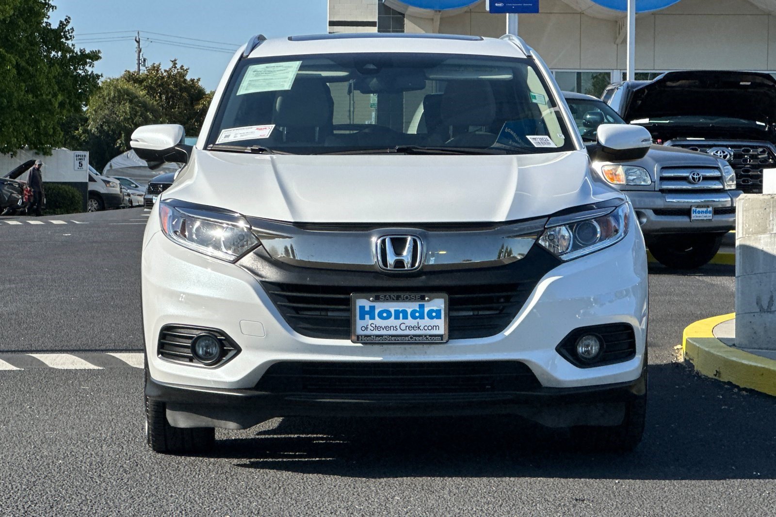 Used 2021 Honda HR-V EX-L image 5