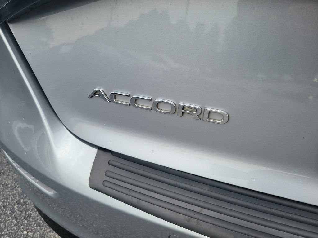 Used 2023 Honda Accord EX-L image 8