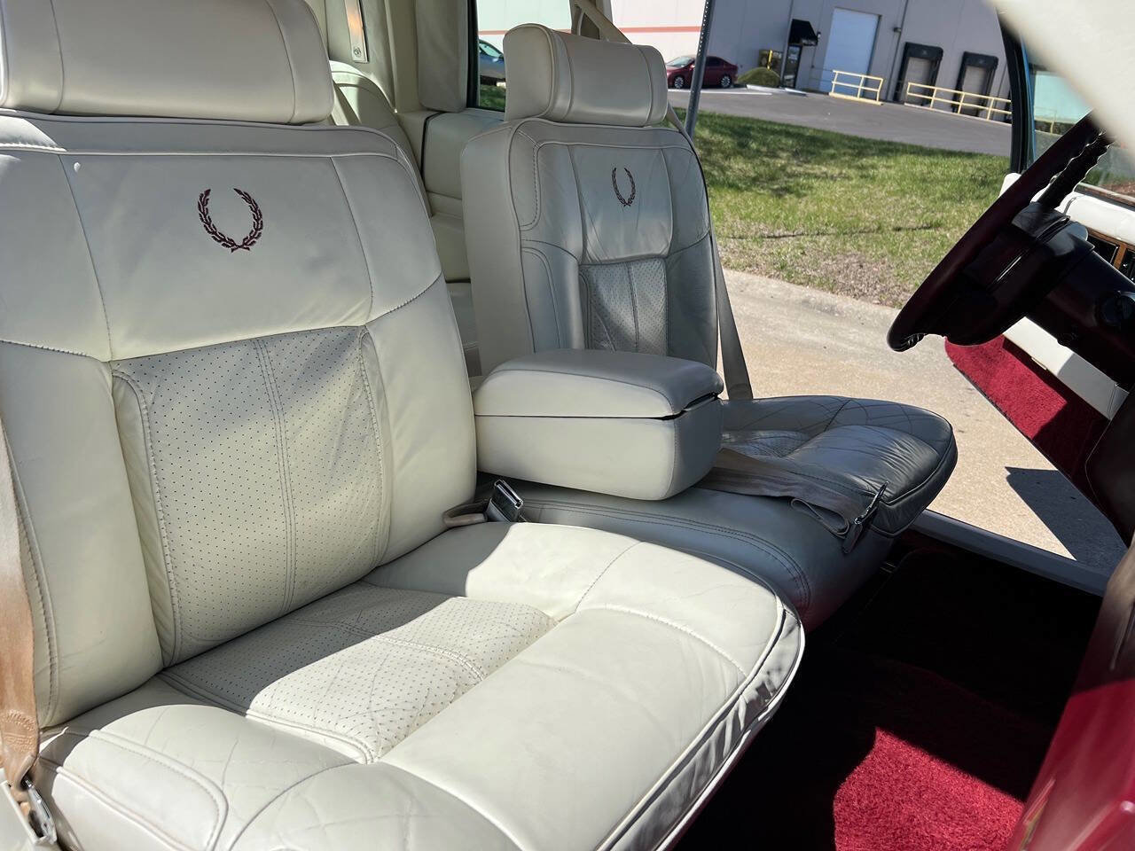 Used 1991 Cadillac De Ville Coupe FWD image 20