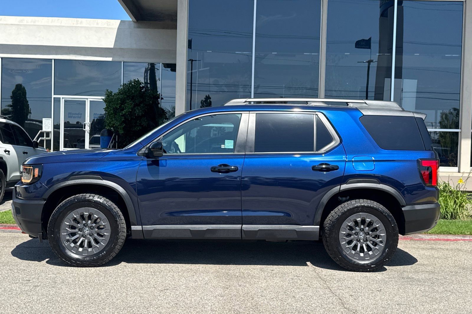 Certified 2026 Honda Passport TrailSport image 7