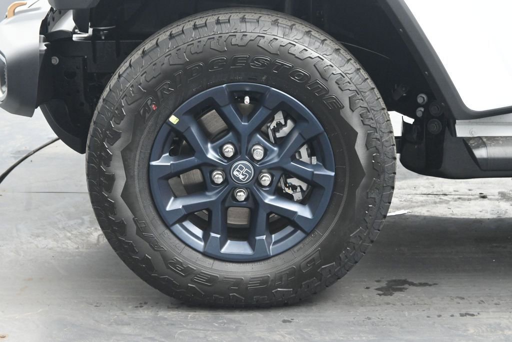 New 2026 Jeep Gladiator Sport AWD/4WD image 29