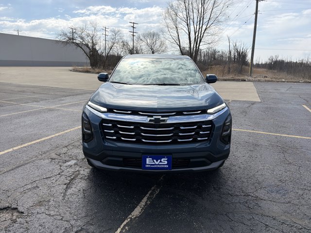 New 2026 Chevrolet Equinox LT AWD/4WD image 2