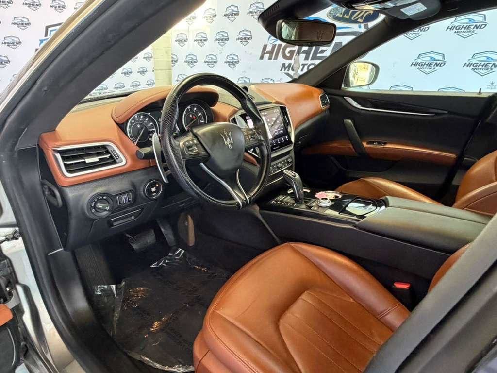 Used 2022 Maserati Ghibli Modena Q4 AWD/4WD image 15