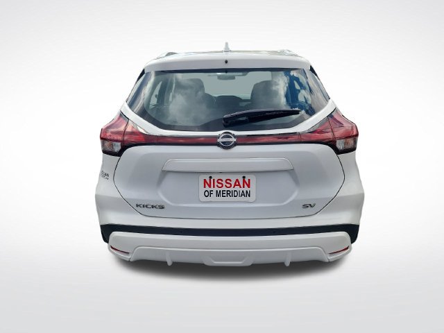 Used 2023 Nissan Kicks SV FWD image 4
