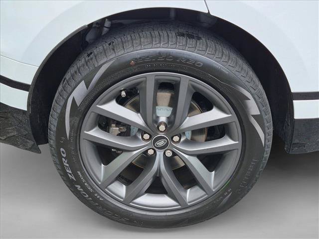 Certified 2026 Land Rover Range Rover Velar Dynamic SE AWD/4WD image 26